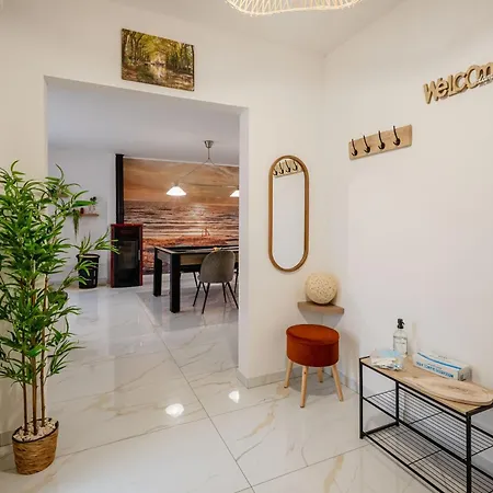 Nyaraló L'echappee Belle *