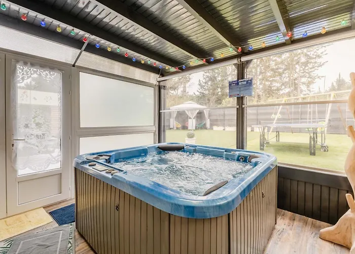 Nyaraló L'echappee Belle *