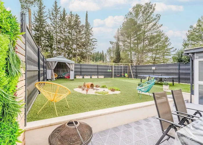 Prázdninový dům L'echappee Belle *